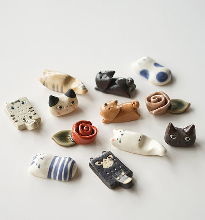 Gohobi Ceramic Cat & Dog Chopstick Rest