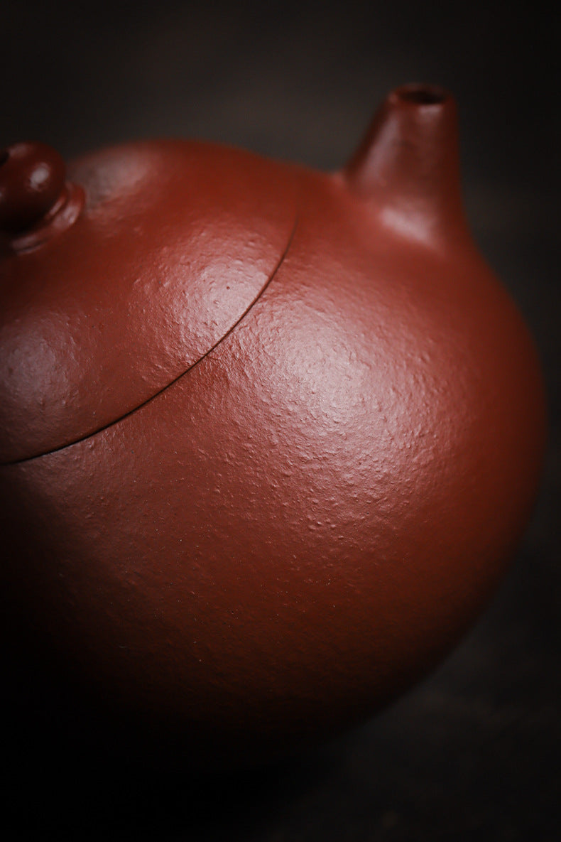 [Chingshui Tang 青水堂] Handmade Yixing Red Zisha Clay Teapot – 150ml Handmade Original Ore Raw Zhuni Clay Wen Dan Style Teapot with Built-in Filter, Small Gongfu Purple Clay Teaware