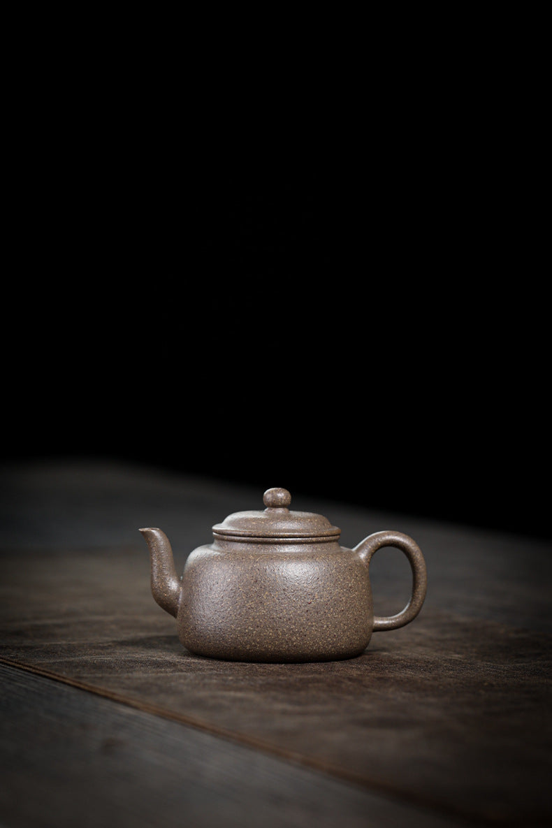 [Chingshui Tang 青水堂] Handmade Yixing Zisha Sandy Purple Clay Teapot – 170ml Original Ore Qing jiangpo Clay, Handmade Light Body with Built-in Filter, Traditional Chinese Purple Clay Teaware