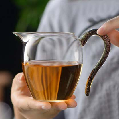 Gohobi Handmade Starling Handle Glass Pitcher