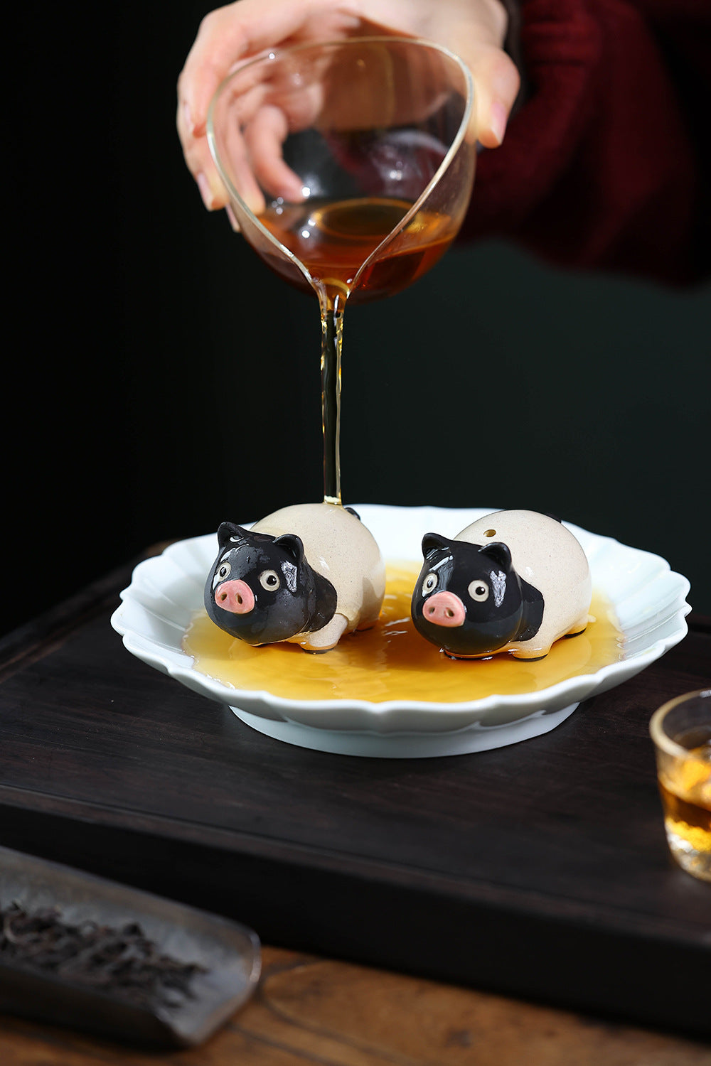 Roaring Gongtang purple sand tea pet pig ornament boutique can raise Jingtang pig personalized tea play tea table tea table tea set accessories
