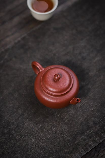 [Chingshui Tang 青水堂] Yixing Red Zisha Clay Teapot – 140ml Handmade Thin-Walled Lotus Seed Style Teapot, Original Ore Zhuni Clay, Small Gongfu Teapot with Built-in Filter