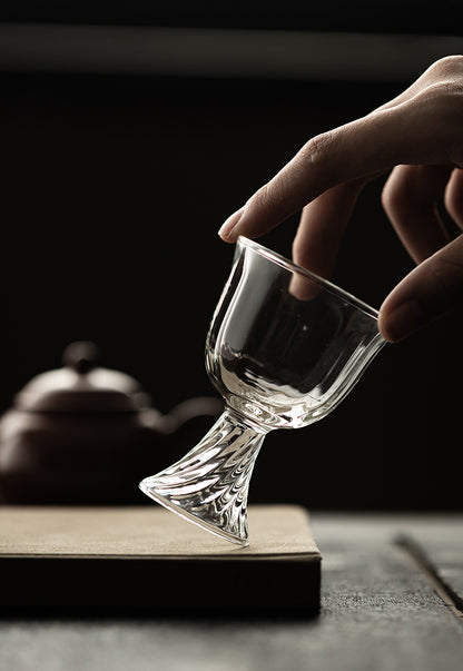 Gohobi High Borosilicate Glass Flower-Rim Swirl-Base Tall Footed Master Cup – Heat-Resistant Gongfu Tea Cup