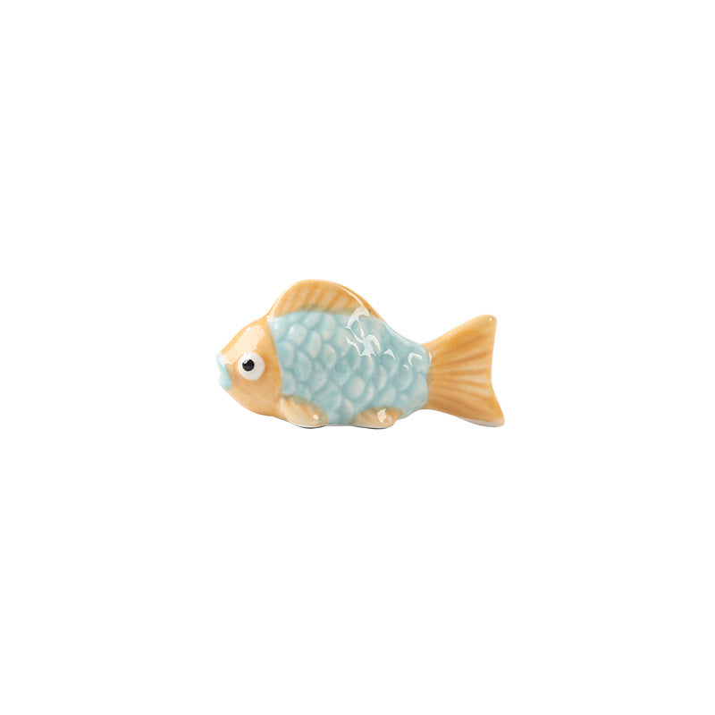 Gohobi Colourful Goldfish Chopstick Rest