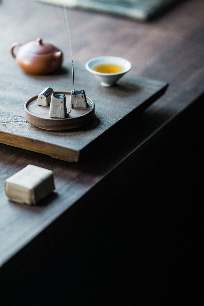 Gohobi Handmade Japanese Style Incense Holder – Zen Ceramic Incense Plug Tray