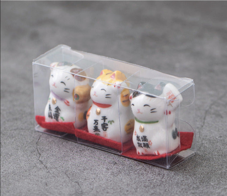 Gohobi A set of 3 Ceramic Lucky Cat Ornaments