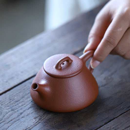 [Chingshui Tang 青水堂] Handmade Yixing Zisha Sandy Purple Clay Teapot – 120ml Handmade Original Ore Jiangpo Clay Shih Piao Style Thin-Walled Teapot, Ideal for Gongfu Tea and Gift Set, Suitable for Da Hong Pao