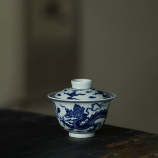 Gohobi Hand-painted Wood-fired Blue & White Dragon Porcelain Gaiwan