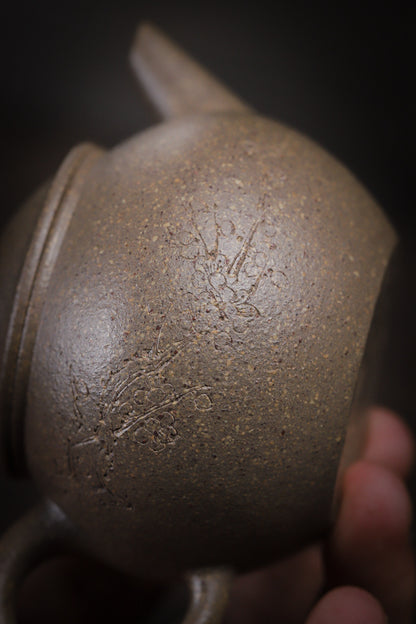 [Chingshui Tang 青水堂] Handmade Yixing Zisha Sandy Purple Clay Teapot – 130ml Handmade Original Ore Qing Jiangpo Clay Bala Shui Ping Teapot, Small Gongfu Purple Clay Teaware with Built-in Filter