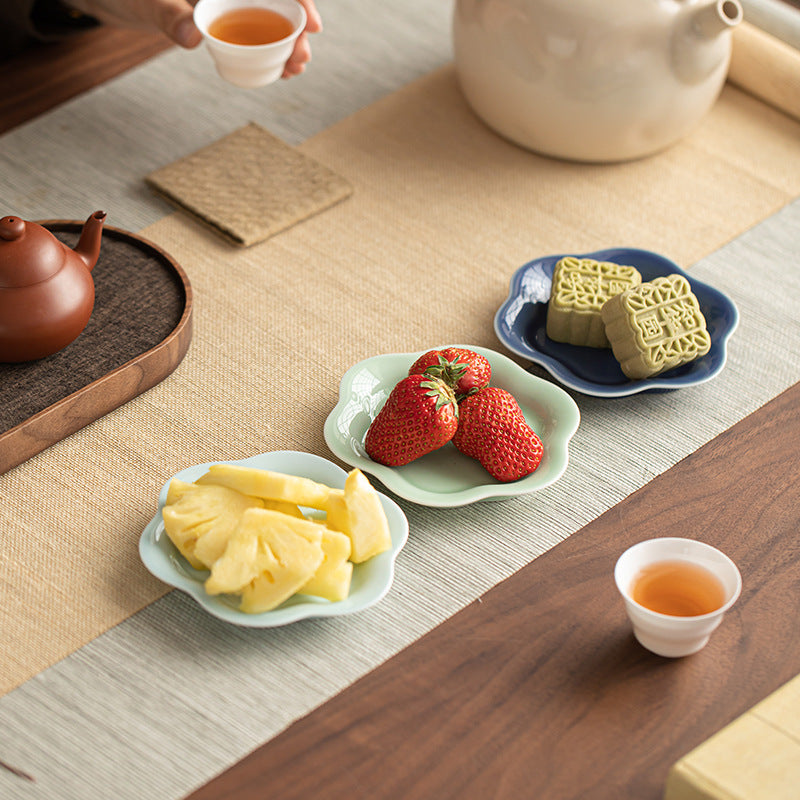 Gohobi Traditional Japanese Glazed Fruit Nuts Small Plate - Cloud 007