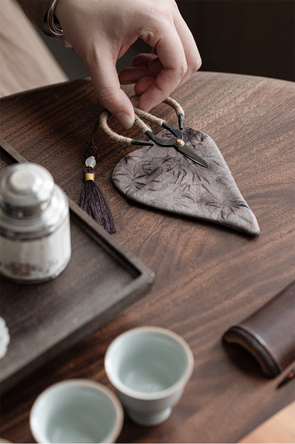 Gohobi Tea Scissors With a Case