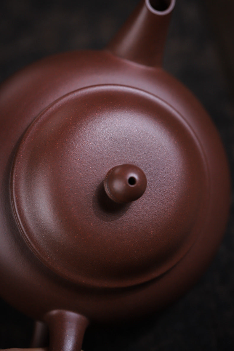 [Chingshui Tang 青水堂] Handmade Yixing Original Ore Purple Zisha Clay Teapot – 260ml Large Shui Ping Teapot with Built-in Filter for Home Brewing