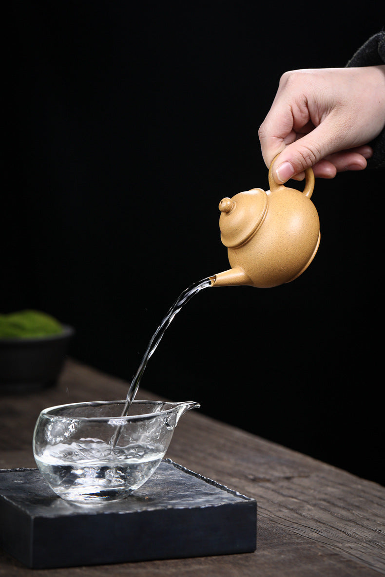 [Chingshui Tang 青水堂] Handmade Yixing Yellow Zisha Clay Teapot 120ml – Original Ore Huangjin Duan Clay Bala Shui Ping Teapot for Gongfu Tea Brewing