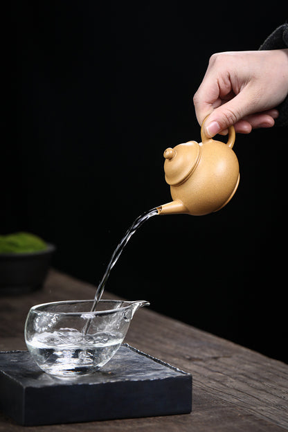 [Chingshui Tang 青水堂] Handmade Yixing Yellow Zisha Clay Teapot 120ml – Original Ore Huangjin Duan Clay Bala Shui Ping Teapot for Gongfu Tea Brewing