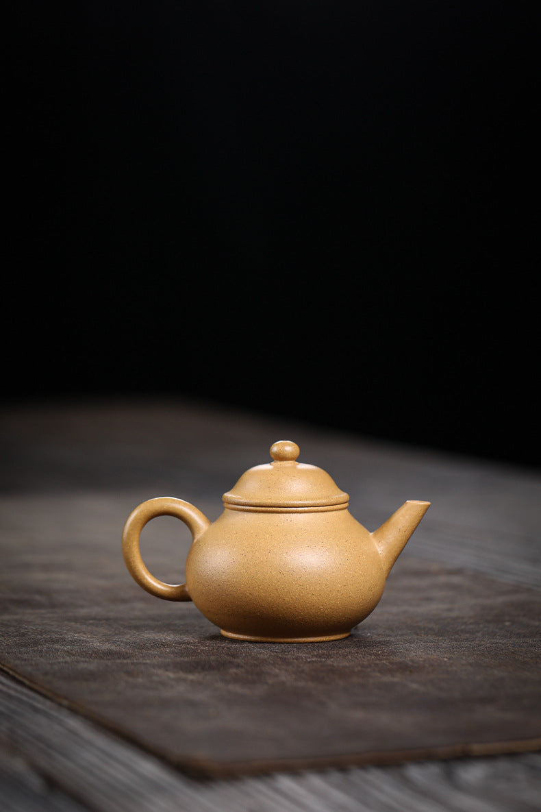 [Chingshui Tang 青水堂] Handmade Yixing Yellow Zisha Clay Teapot 120ml – Original Ore Huangjin Duan Clay Bala Shui Ping Teapot for Gongfu Tea Brewing