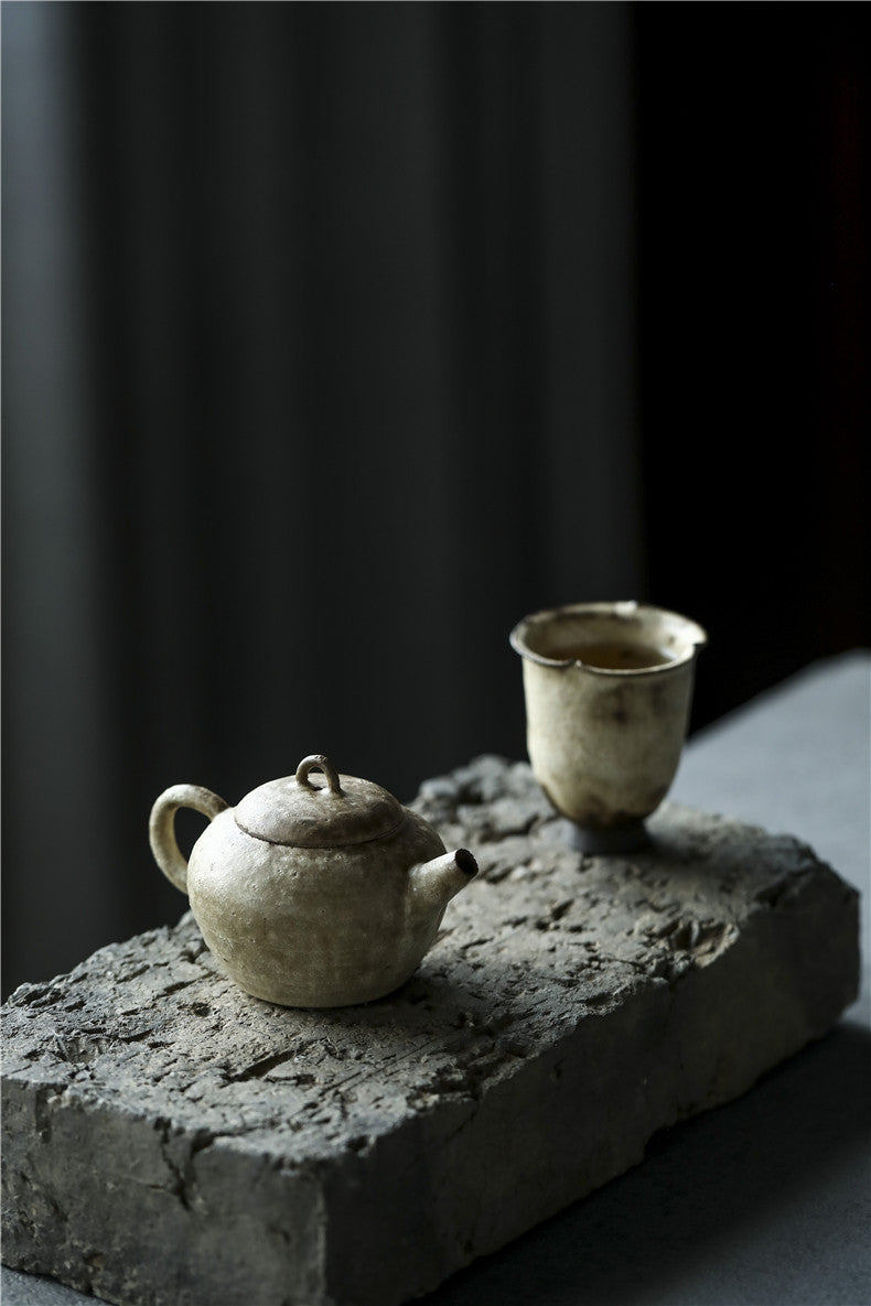 Gohobi Handmade Wood-fired White Paint Teapot