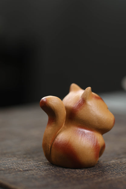 Gohobi Lucky Cat Ornament Yixing Clay Tea Pet