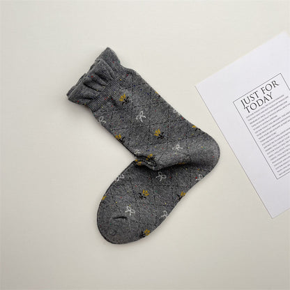 Gohobi Japanese Vintage Bubble Edge Floral Mid-Calf Socks