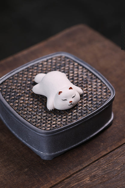 Gohobi Yixing Purple Clay Sleeping Cat Tea Pet – Handmade Lucky Cat Ornament