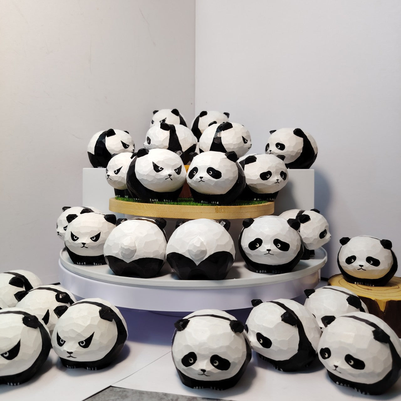 Gohobi Hand-Carved Panda Figurine