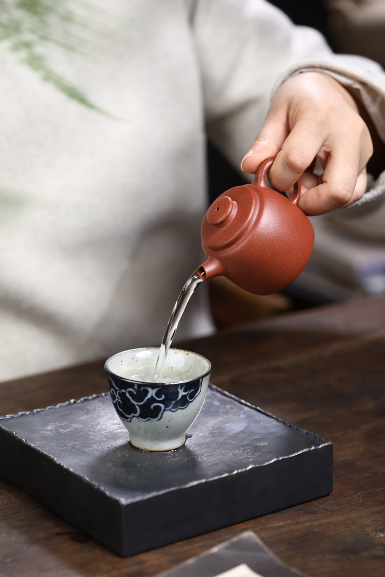 [Chingshui Tang 青水堂] Handmade Yixing Zisha Sandy Purple Clay Teapot – 100ml Handmade Jiangpo Clay Xiao Julun (Small Giant Wheel) Style Teapot, Thin-Walled Small Gongfu Teapot with Built-in Filter