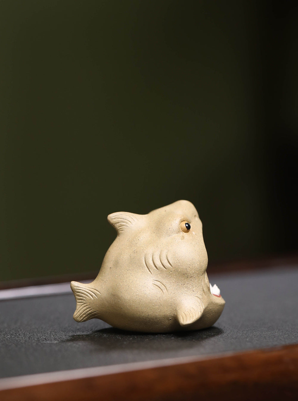 Gohobi Handmade Ceramic YiXing Clay Shark Fish Ornament Tea pet