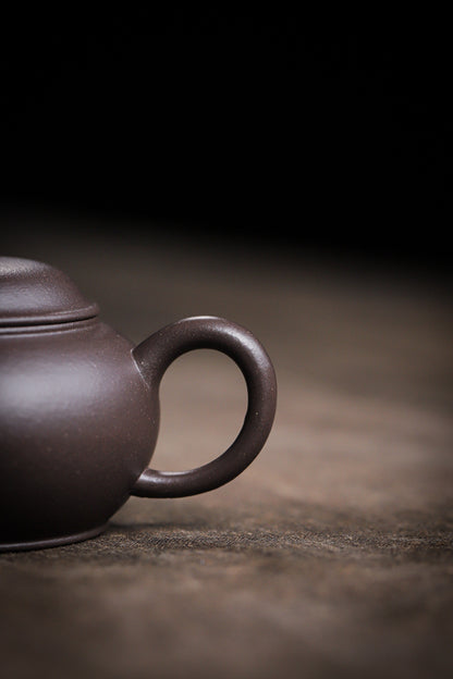 [Chingshui Tang 青水堂] Handmade Yixing Celadon Zisha Clay Shui Ping Teapot 100ml – Original Ore Tianqing Clay Thin-Walled Gongfu Tea Teapot with Built-In Filter