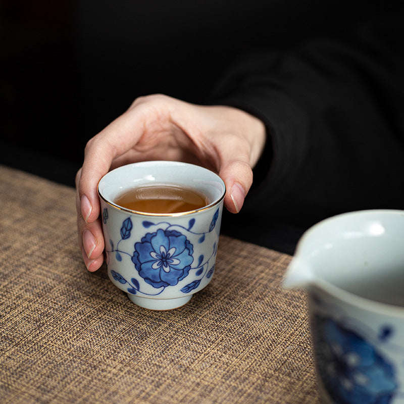 Gohobi Blue and White Twining Lotus Fu Gui Cup