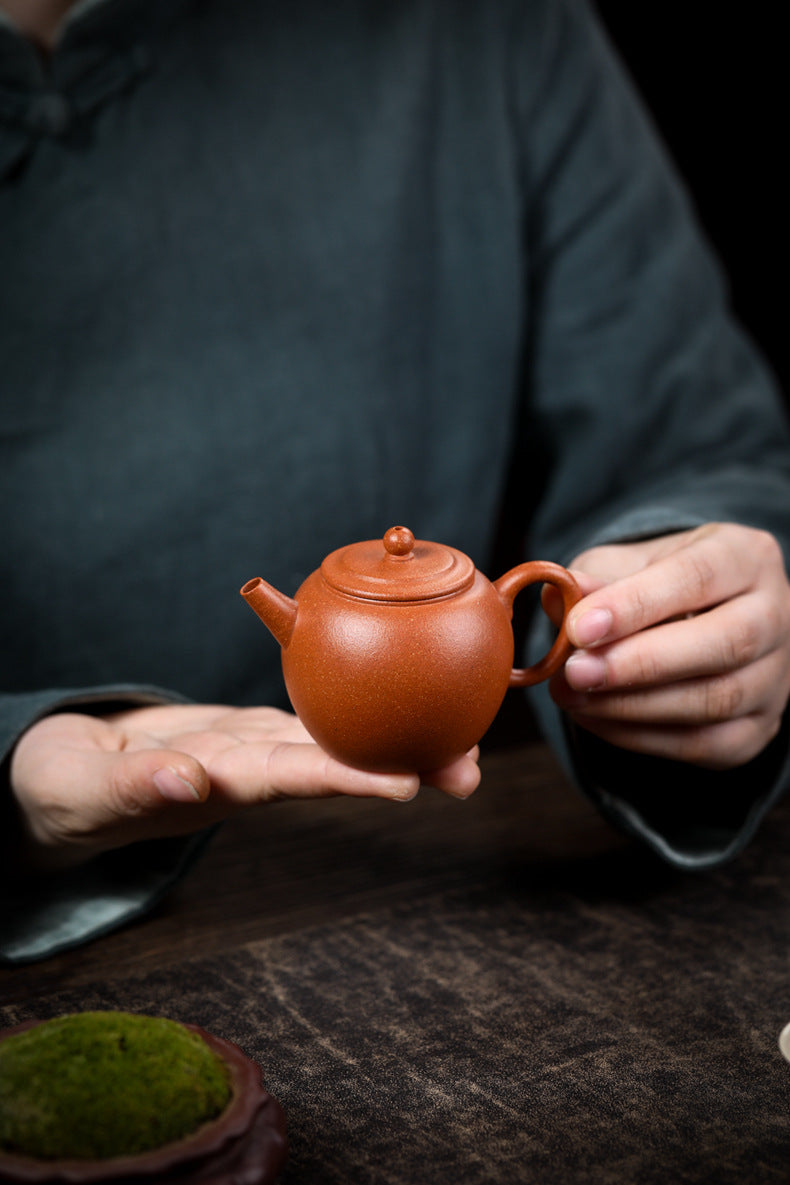 [Chingshui Tang 青水堂] Handmade Yixing Zisha Sandy Purple Clay Teapot – 120ml Original Ore Jin Jiangpo Clay, Handmade Thin Body with Built-in Filter, Da Bin Huai Yue Style Small Gongfu Teapot