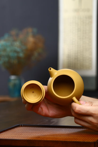 Théière en argile dorée de Yixing Gohobi en forme d'œuf de dragon