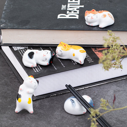 Gohobi Ceramic Lucky Cat Chopstick Rest