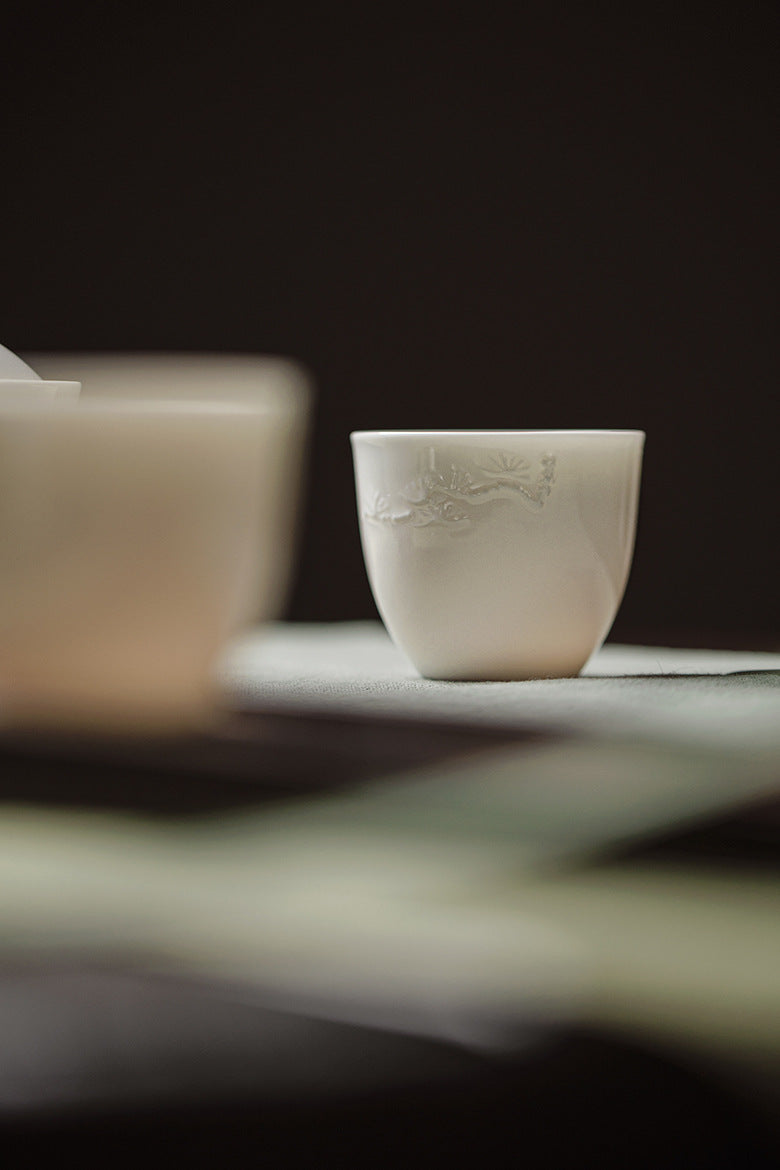 Gohobi Handmade White Porcelain Hand-embossed Ceramic Tea Cup