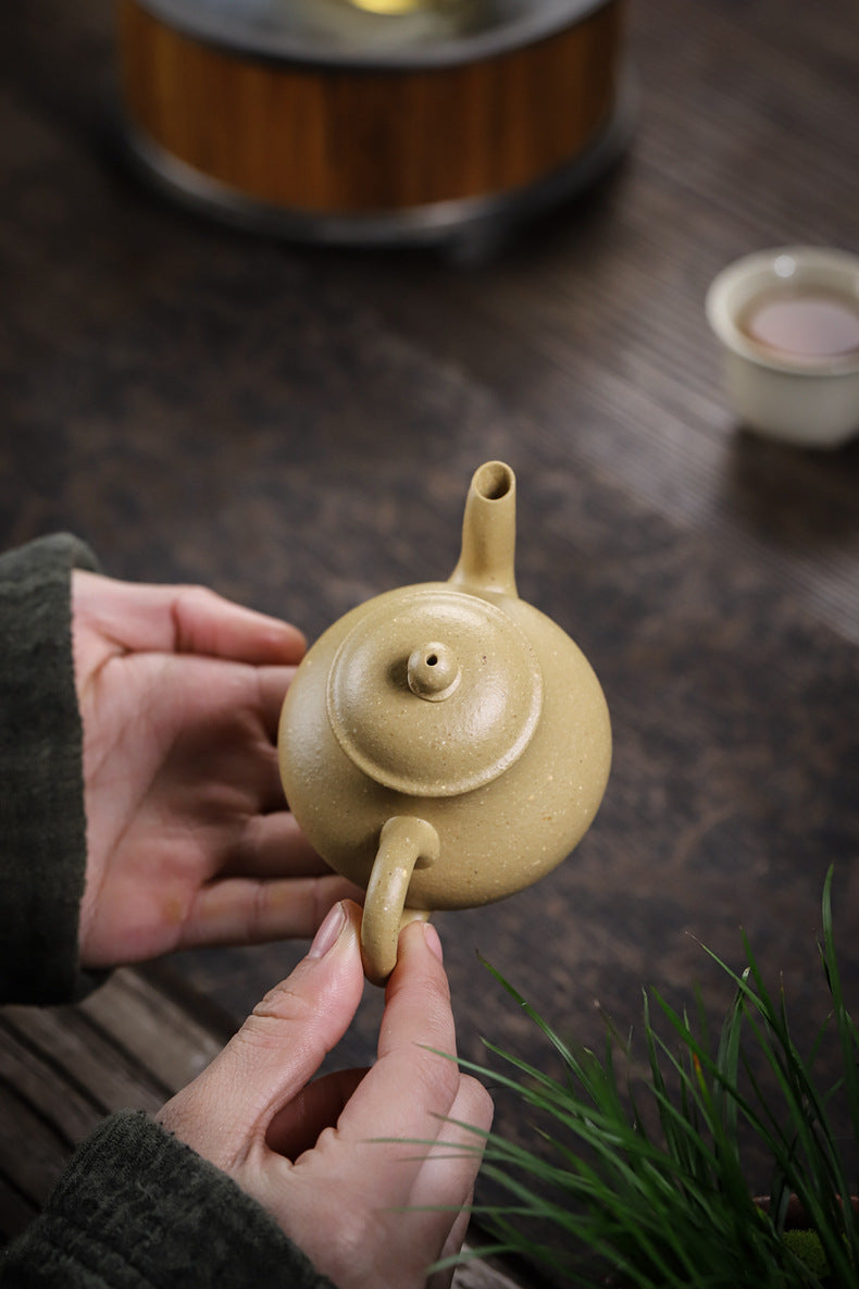 [Chingshui Tang 青水堂] Handmade Yixing Green Zisha Clay Si Ting Teapot – 130ml Original Ore Clay Gongfu Teapot with Built-in Filter