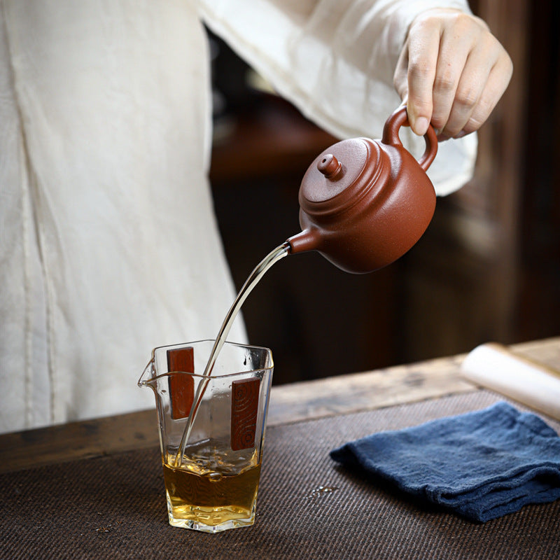 [Chingshui Tang 青水堂] Handmade Yixing Original Ore Sandy Purple Clay "Dezhong" Teapot – 150ml Zen-Inspired Home Brewing Teapot with Built-in Filter