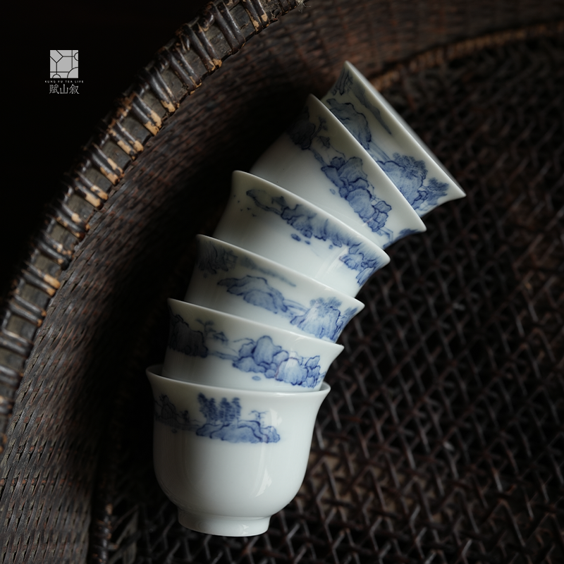 [賦山敘 x Gohobi] Blue and White Landscape Teacup Set – 3pcs Hand-Painted Porcelain Gongfu Cups with Minimalist Brushwork