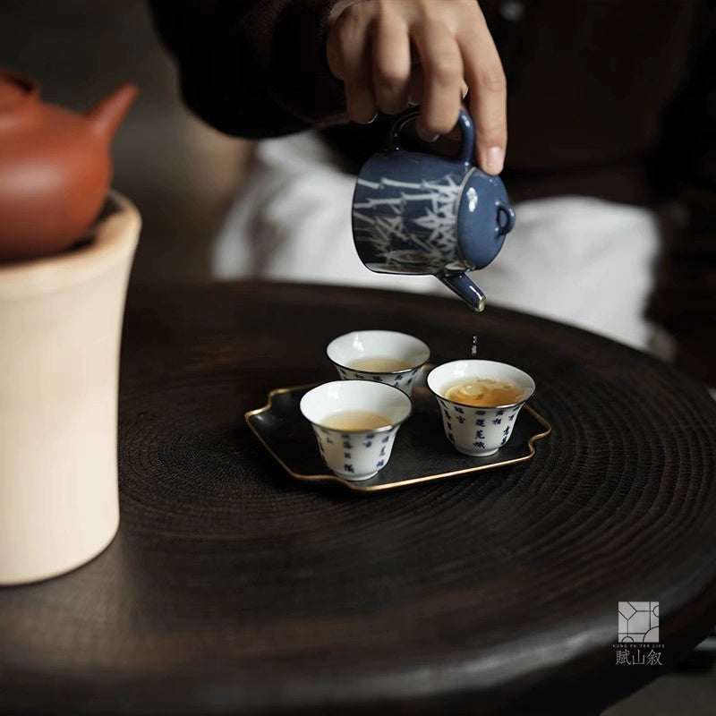 [賦山敘 x Gohobi] Blue and White Calligraphy Teacup Set – 3pcs Jingdezhen Gongfu Master Cups with Silver Rim and Poetic Script