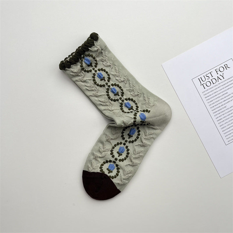 Gohobi Japanese Embossed Floral Mid-Calf Socks