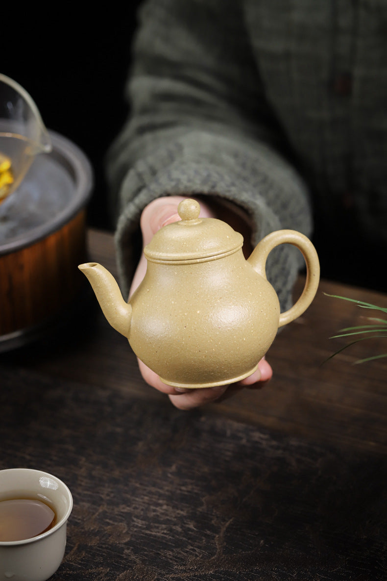 [Chingshui Tang 青水堂] Handmade Yixing Green Zisha Clay Si Ting Teapot – 130ml Original Ore Clay Gongfu Teapot with Built-in Filter