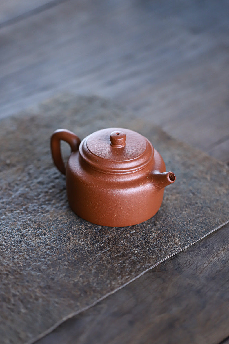 [Chingshui Tang 青水堂] Handmade Yixing Original Ore Sandy Purple Clay "Dezhong" Teapot – 150ml Zen-Inspired Home Brewing Teapot with Built-in Filter