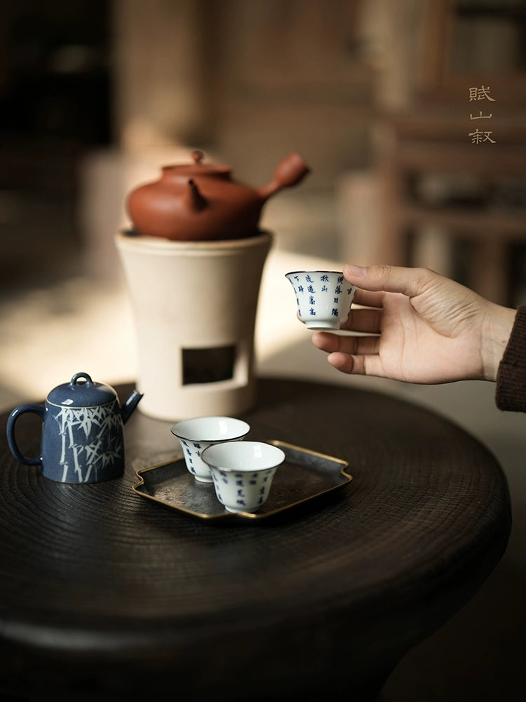 [賦山敘 x Gohobi] Blue and White Calligraphy Teacup Set – 3pcs Jingdezhen Gongfu Master Cups with Silver Rim and Poetic Script