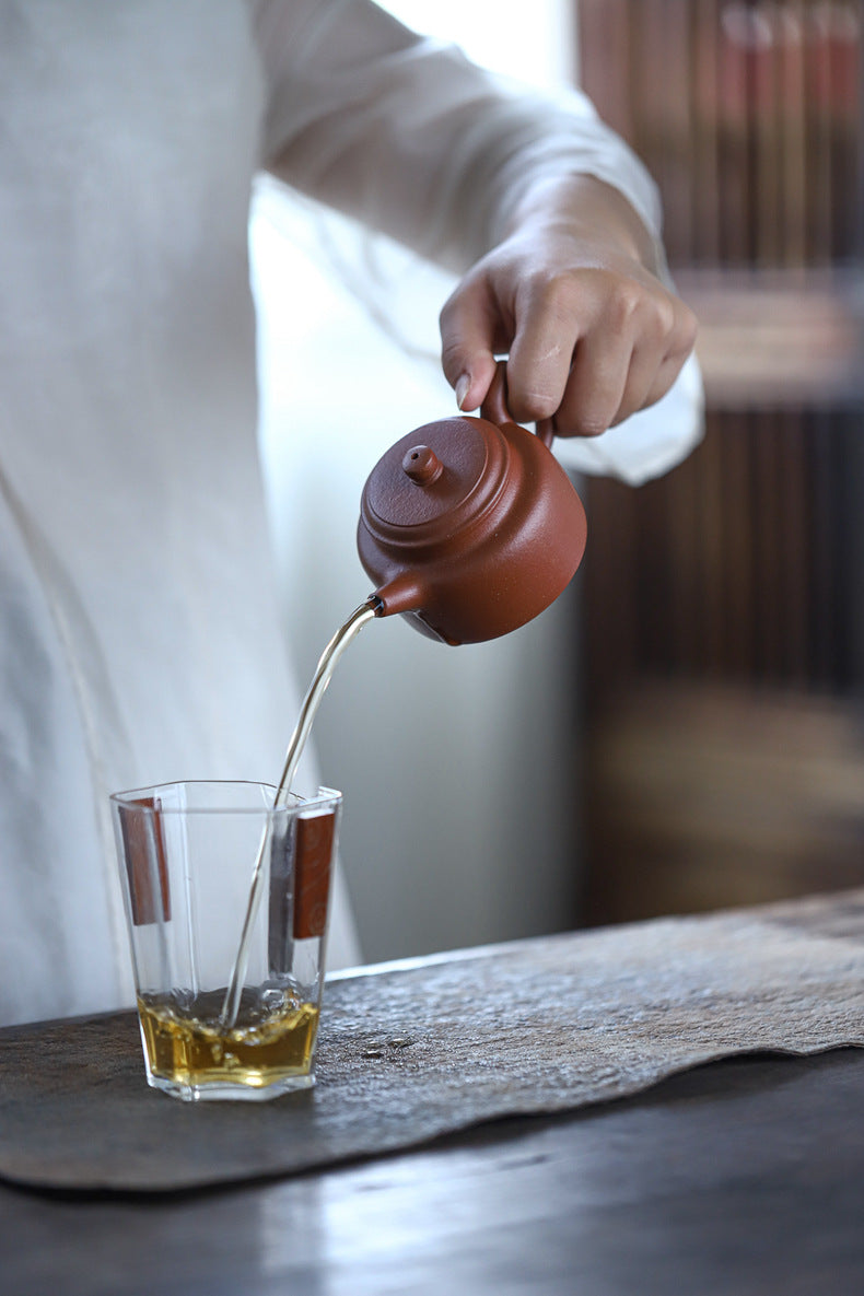 [Chingshui Tang 青水堂] Handmade Yixing Original Ore Sandy Purple Clay "Dezhong" Teapot – 150ml Zen-Inspired Home Brewing Teapot with Built-in Filter