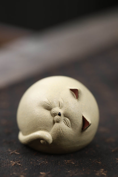 Gohobi Handmade Ceramic YiXing Clay Sleepy Cat Ornament Tea pet