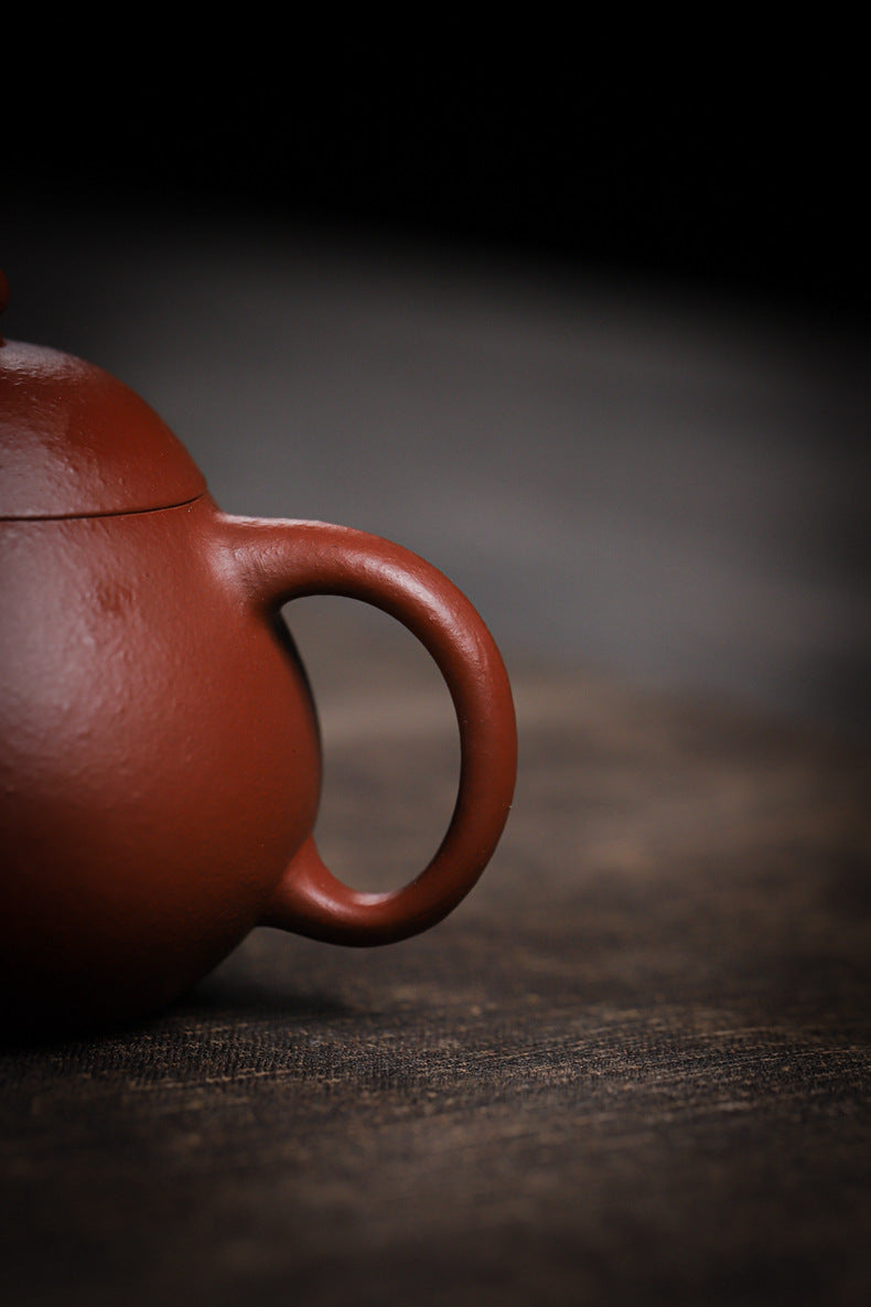 [Chingshui Tang 青水堂] Handmade Yixing Red Zisha Clay Teapot – 150ml Handmade Original Ore Raw Zhuni Clay Wen Dan Style Teapot with Built-in Filter, Small Gongfu Purple Clay Teaware