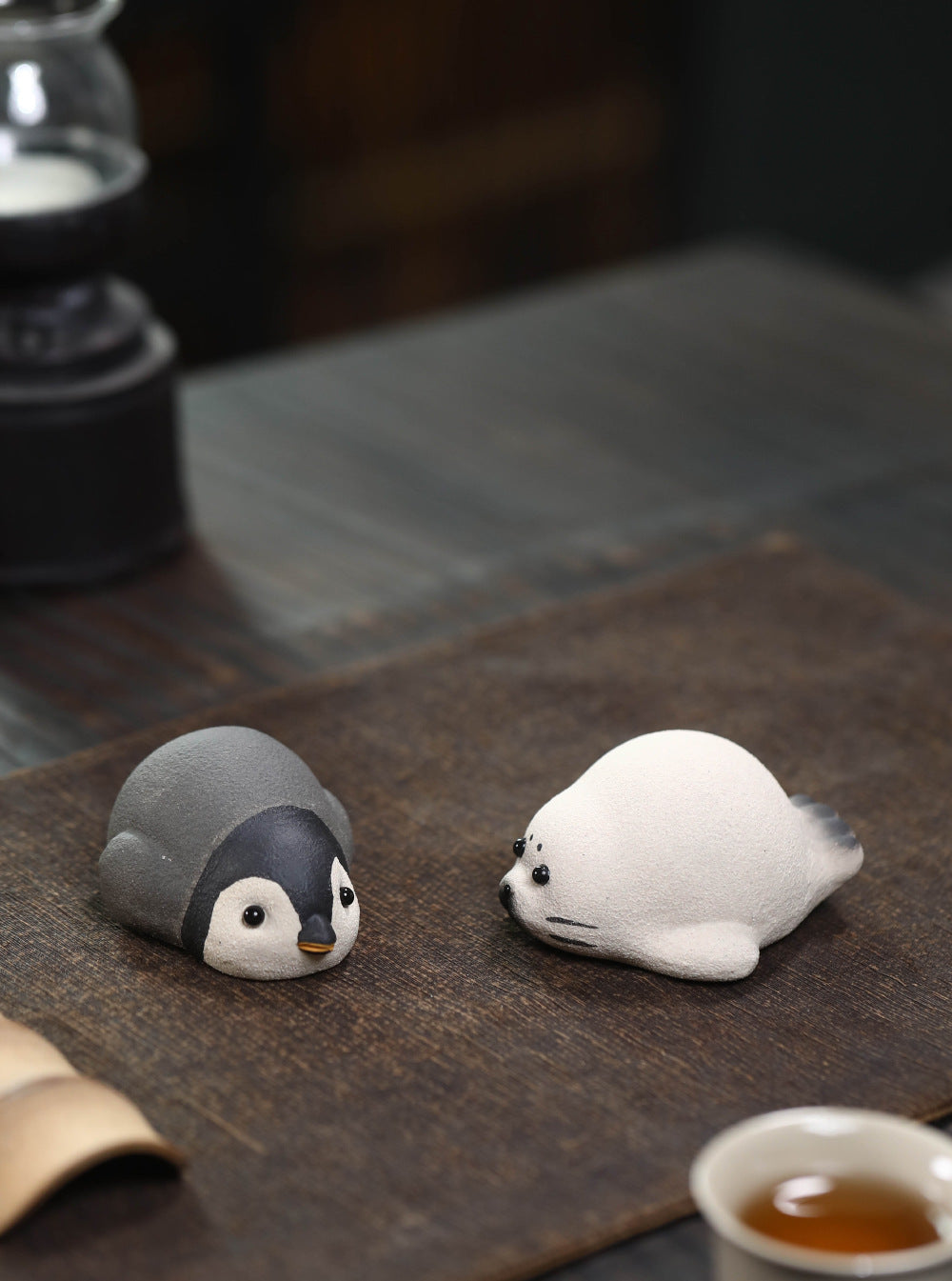 Gohobi Handmade Ceramic YiXing Clay Penguin and Seal Ornament Tea pet