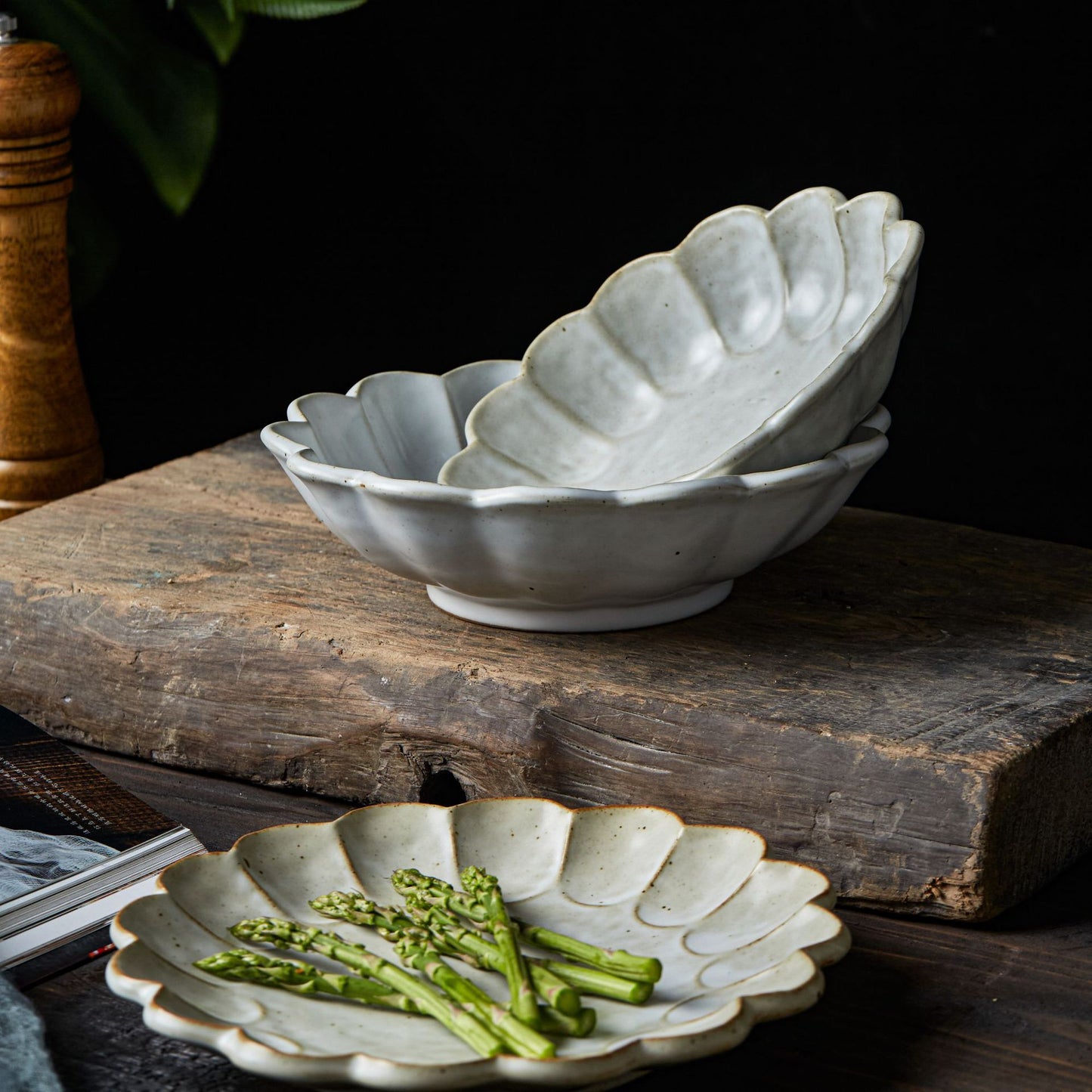 Gohobi Handmade Japanese Style Pear Blossom Stoneware Pasta Bowl Plate