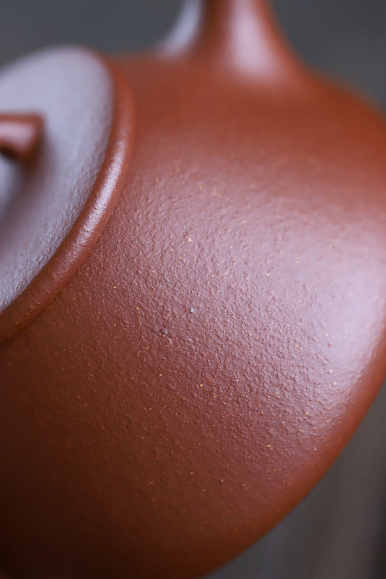 [Chingshui Tang 青水堂] Handmade Yixing Zisha Sandy Purple Clay Teapot – 120ml Handmade Original Ore Jiangpo Clay Shih Piao Style Thin-Walled Teapot, Ideal for Gongfu Tea and Gift Set, Suitable for Da Hong Pao