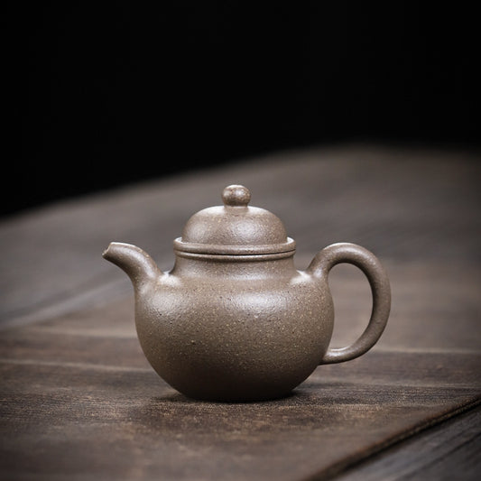 [Chingshui Tang 青水堂] Handmade Yixing Zisha Sandy Purple Clay Teapot – 150ml Original Ore Qing Jiangpo Clay Duoqiu Teapot, Handmade Gongfu Tea Teapot with Built-in Filter for Home Brewing