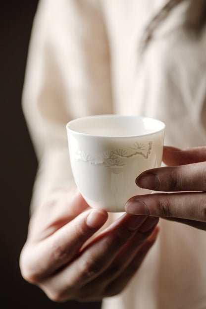 Gohobi Handmade White Porcelain Hand-embossed Ceramic Tea Cup