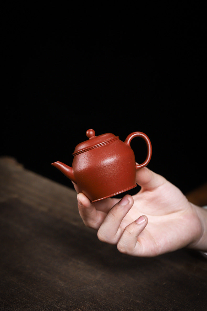 [Chingshui Tang 青水堂] Handemade Yixing Red Zisha Clay Teapot – 100ml Original Ore Zhuni, Traditional Weng-Style, Thin Body, Built-in Filter, Handmade Gongfu Teapot