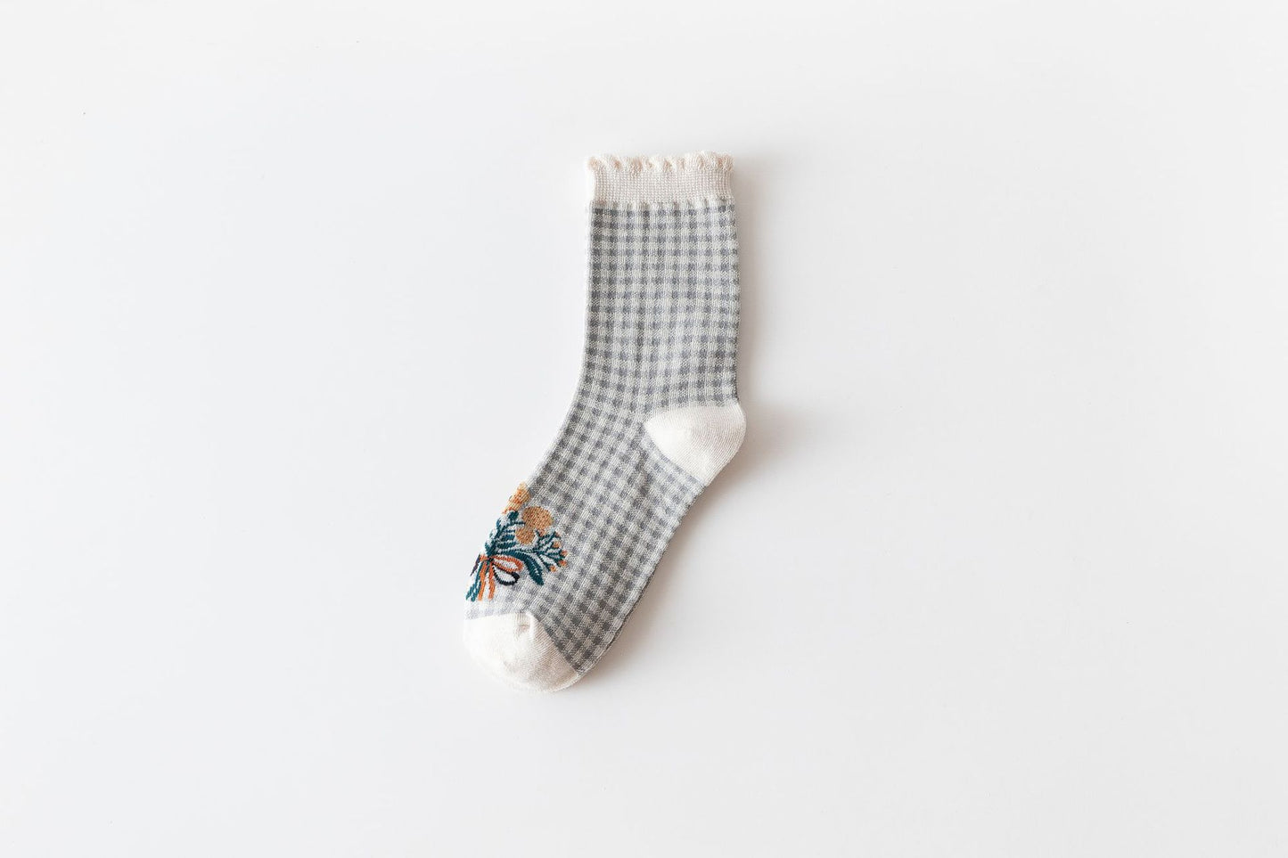 BlossomBreeze Women's Floral Cotton Socks - Japanese Retro Plaid